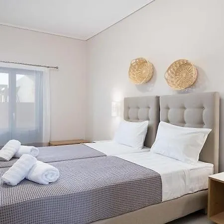 Beautiful Santorini - 3 Bedroom - Private Jacuzzi And Charismatic Interior - Vothonas Hotel 4*